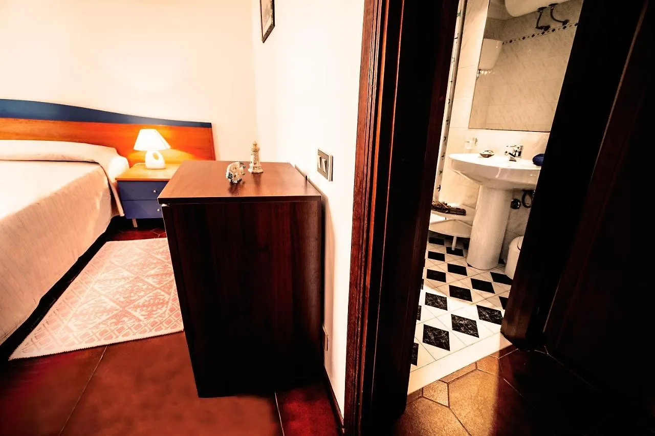Oda ve Kahvaltı B & B Brisa Del Mar Alghero